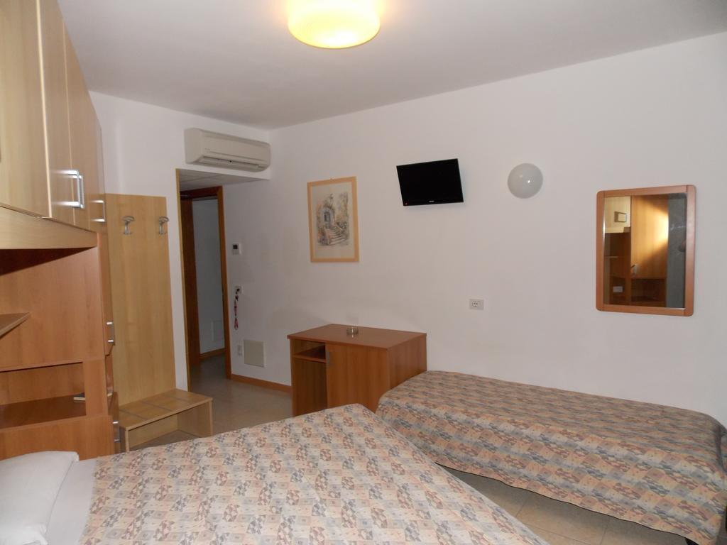 Hotel Colorado Lido di Jesolo Phòng bức ảnh