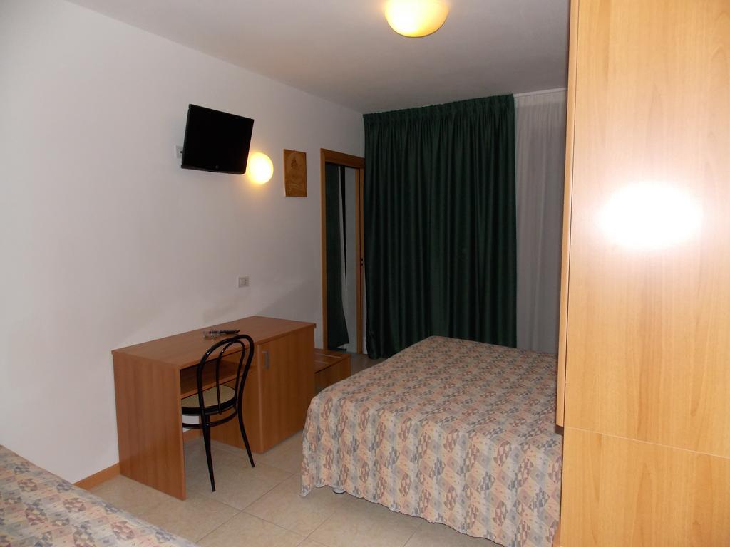 Hotel Colorado Lido di Jesolo Ngoại thất bức ảnh