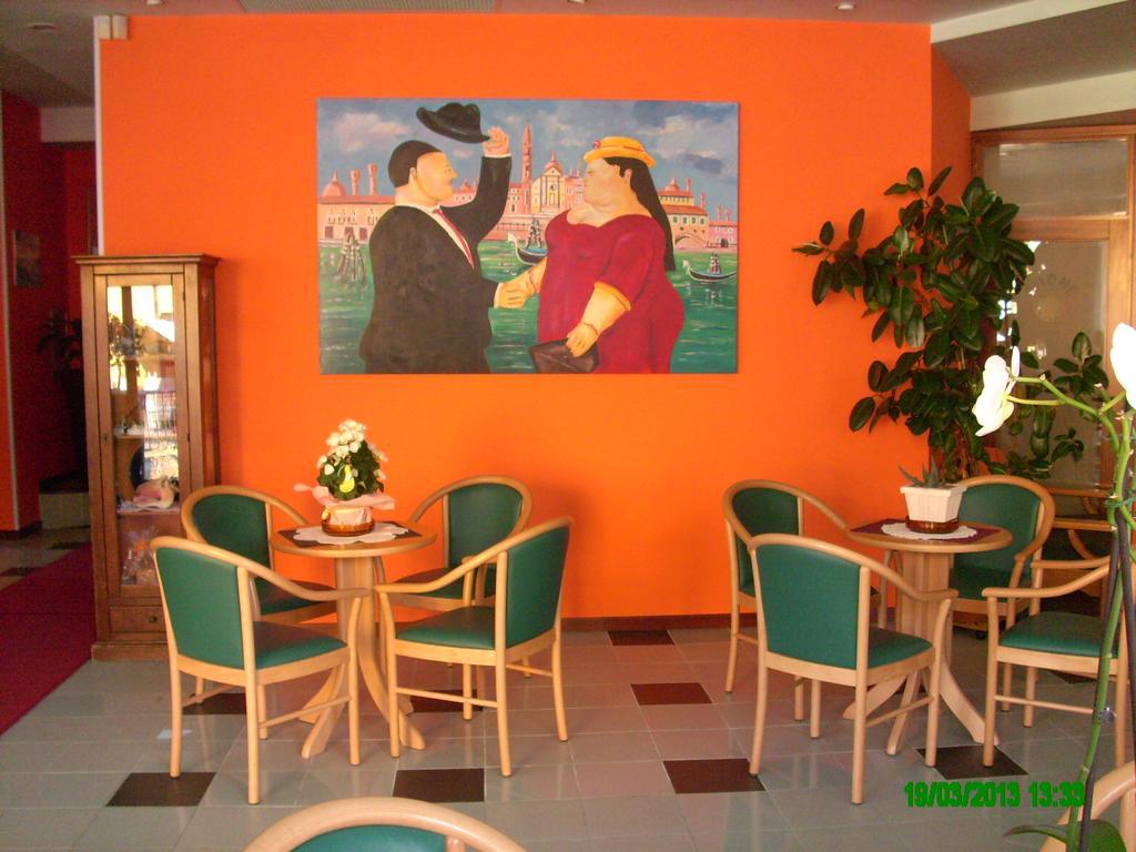 Hotel Colorado Lido di Jesolo Ngoại thất bức ảnh