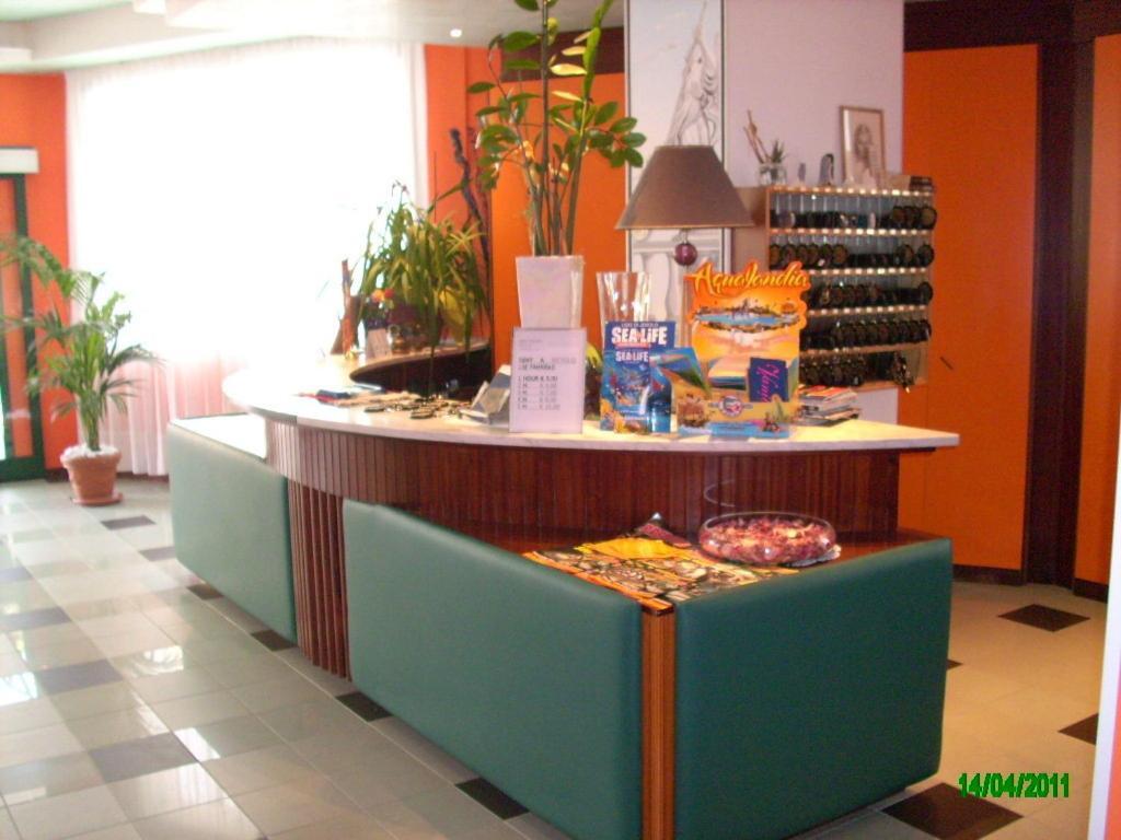 Hotel Colorado Lido di Jesolo Ngoại thất bức ảnh
